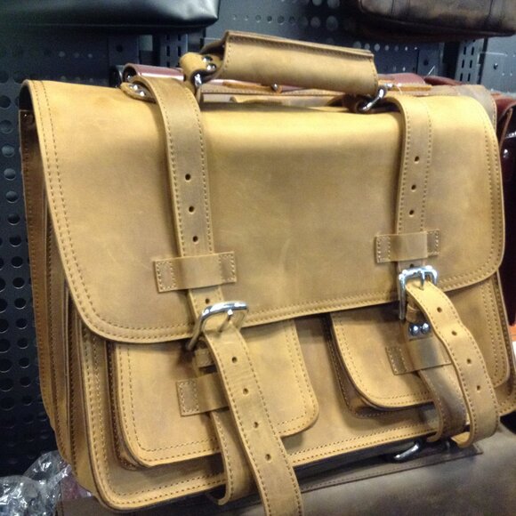 17" Classic Full Leather Briefcase Backpack L01LB